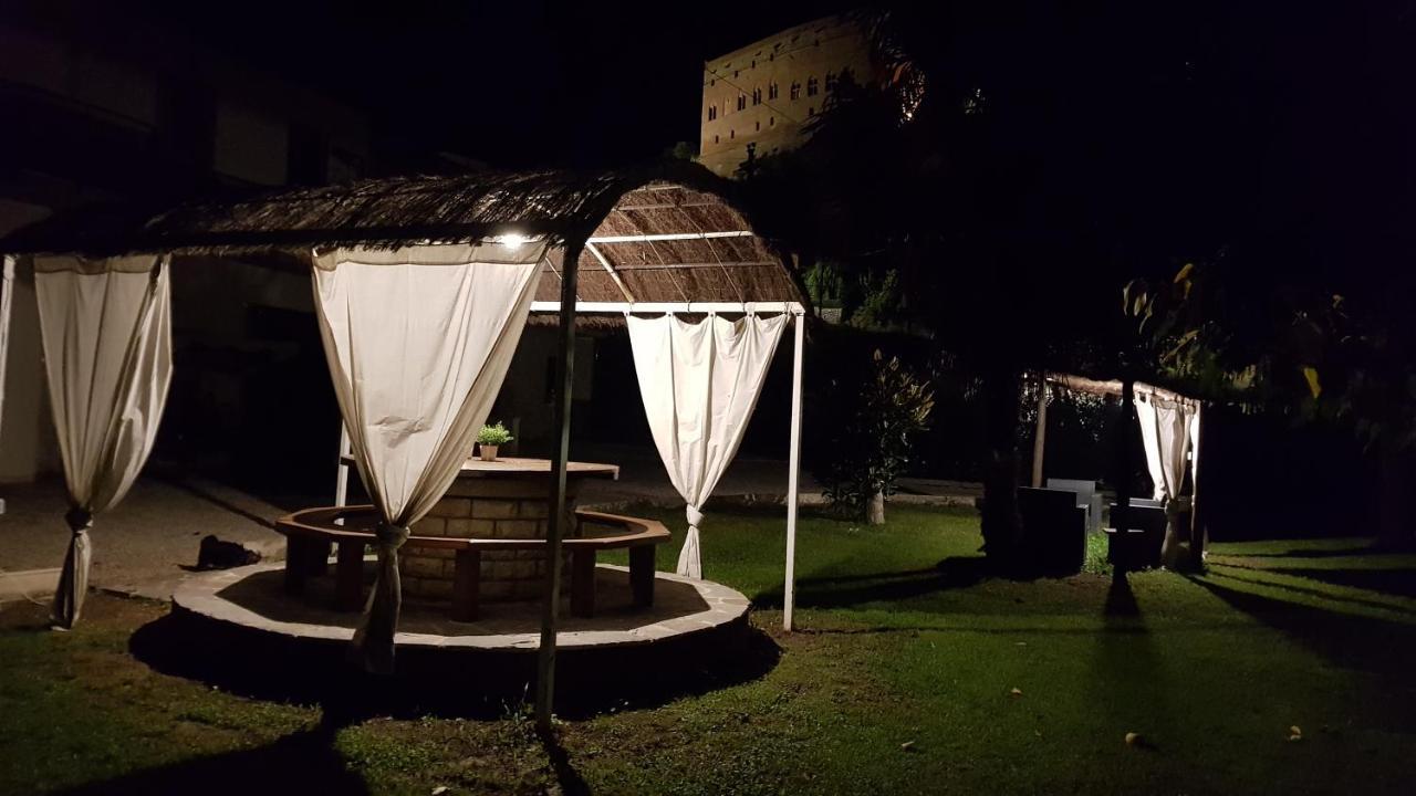 Val D'Orcia Deluxe 2, Raffinata Casa Immersa Nel Verde Con Wifi, Giardino E Parcheggio Montalcino Eksteriør bilde