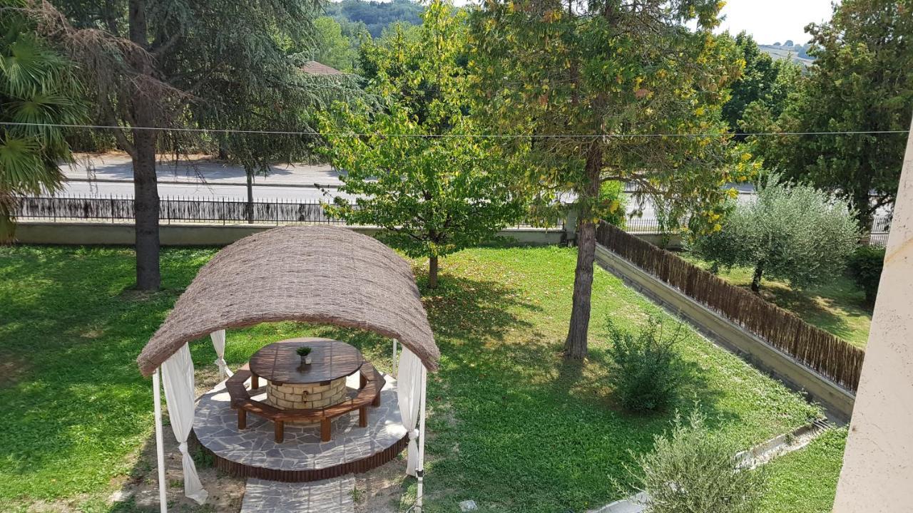 Val D'Orcia Deluxe 2, Raffinata Casa Immersa Nel Verde Con Wifi, Giardino E Parcheggio Montalcino Eksteriør bilde